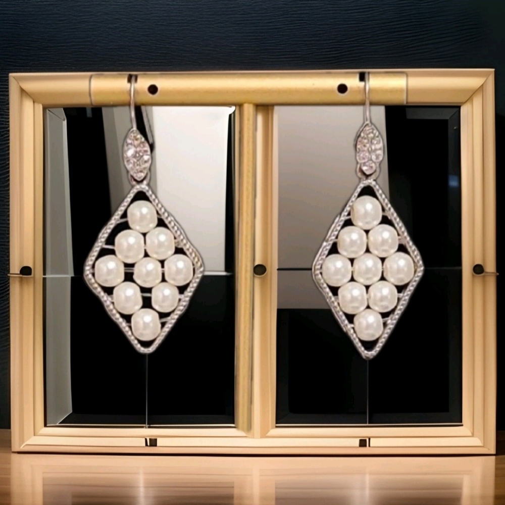 Vintage Chic Minimalist Pearl & Crystal Silver Drop Earrings